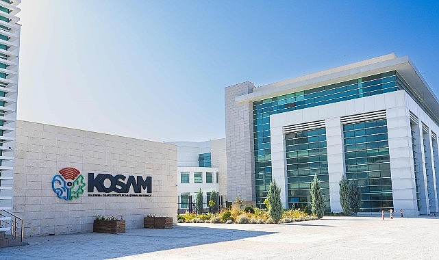 “KOSAM’IN ‘Üçüncü Dünya Savaşı’nın Ayak Sesleri’ Raporunda Kritik Tespitler Yer Aldı”