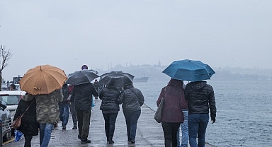 İstanbul, hafta sonuna kuvvetli yağışla giriyor