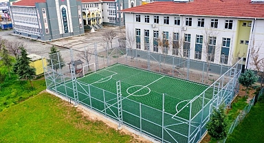 Büyükşehir’den kırsala 12 futbol sahası