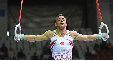EÜ Mezunu Milli Cimnastikçi Adem Asil, dünya 2’ncisi oldu