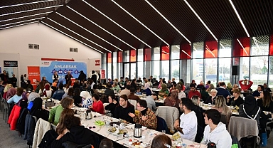 Osmangazi’de Engelli Bireyler ve Aileleri Kahvaltıda Buluştu